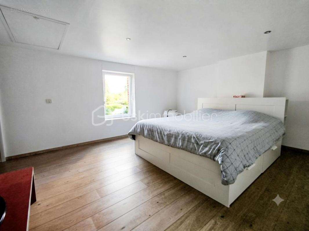 Grande maison individuelle de 237 m² – 5 chambres – 2 salles de bains - Pévèle - photo 9
