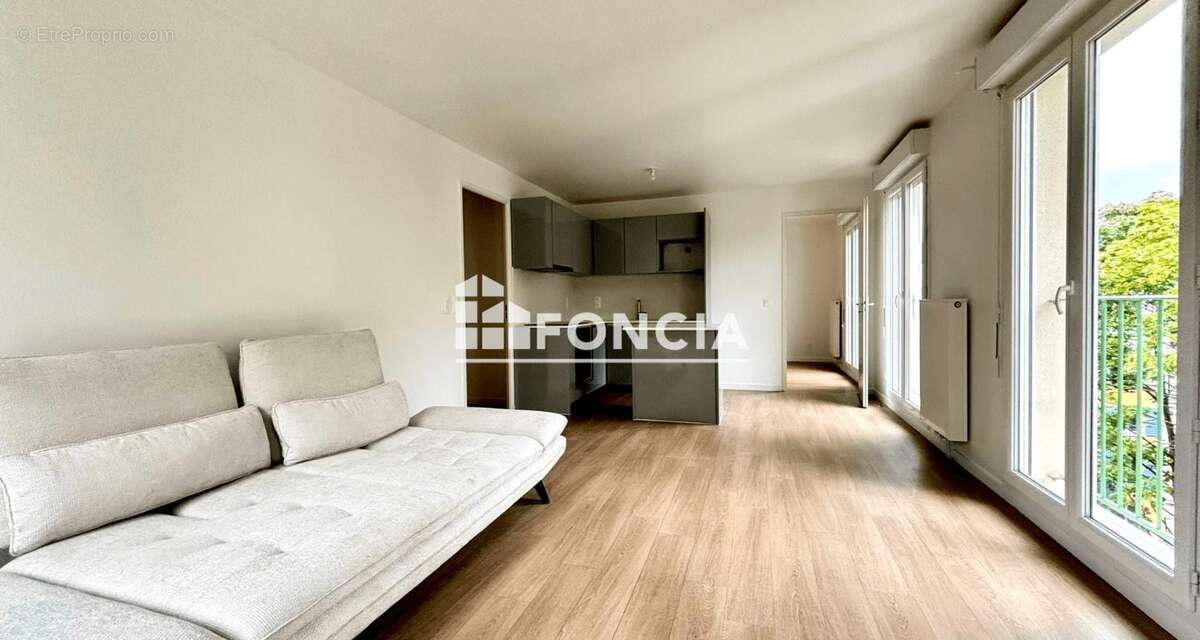 Appartement à LE BLANC-MESNIL