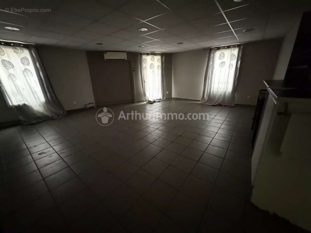 Vente Bureau-local Aubiere(63170) 203 000ï¿œ - photo 5