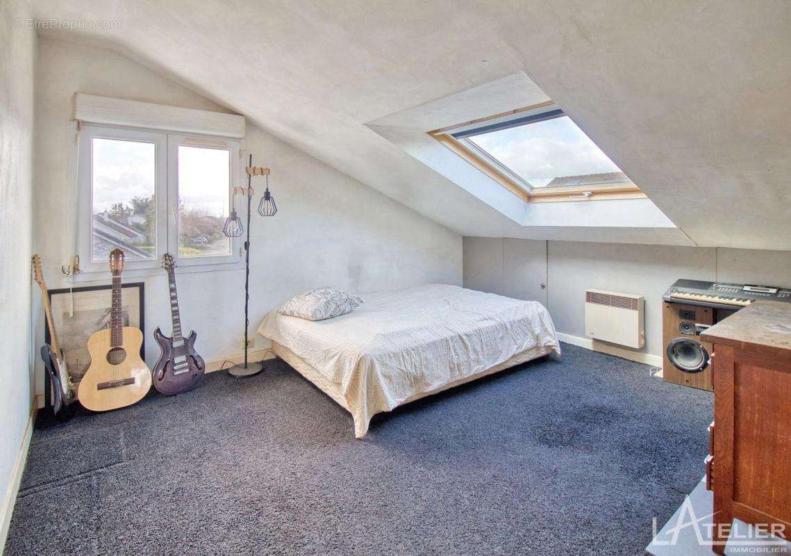 Maison à MAREIL-SUR-MAULDRE