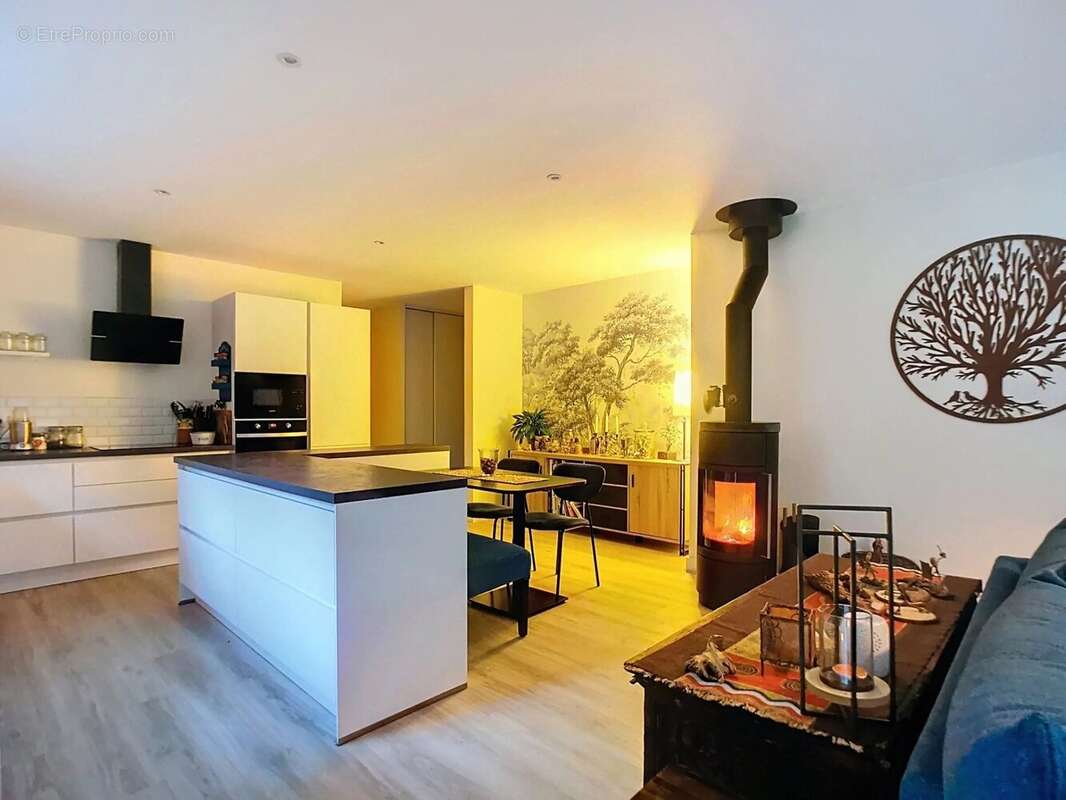 Maison à GROSROUVRE