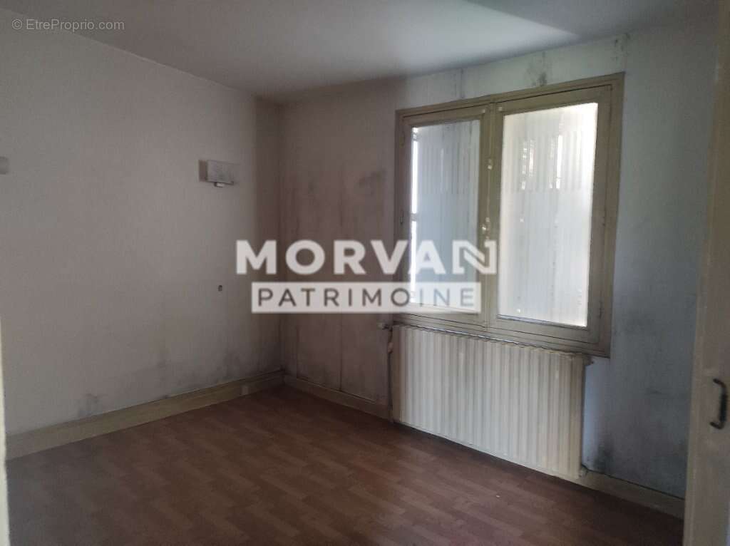 Maison à CHATEAU-CHINON(VILLE)