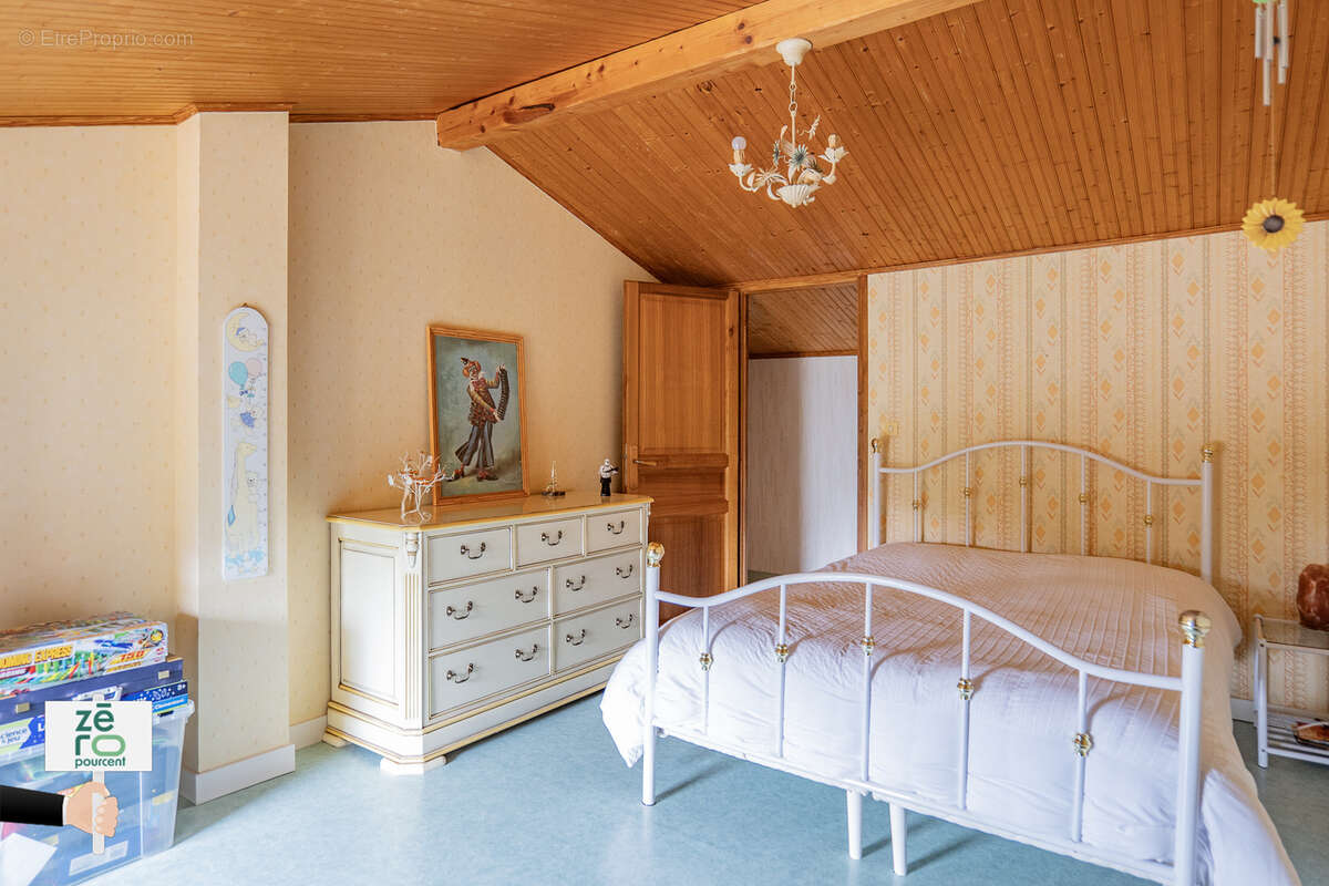 Maison à NALLIERS