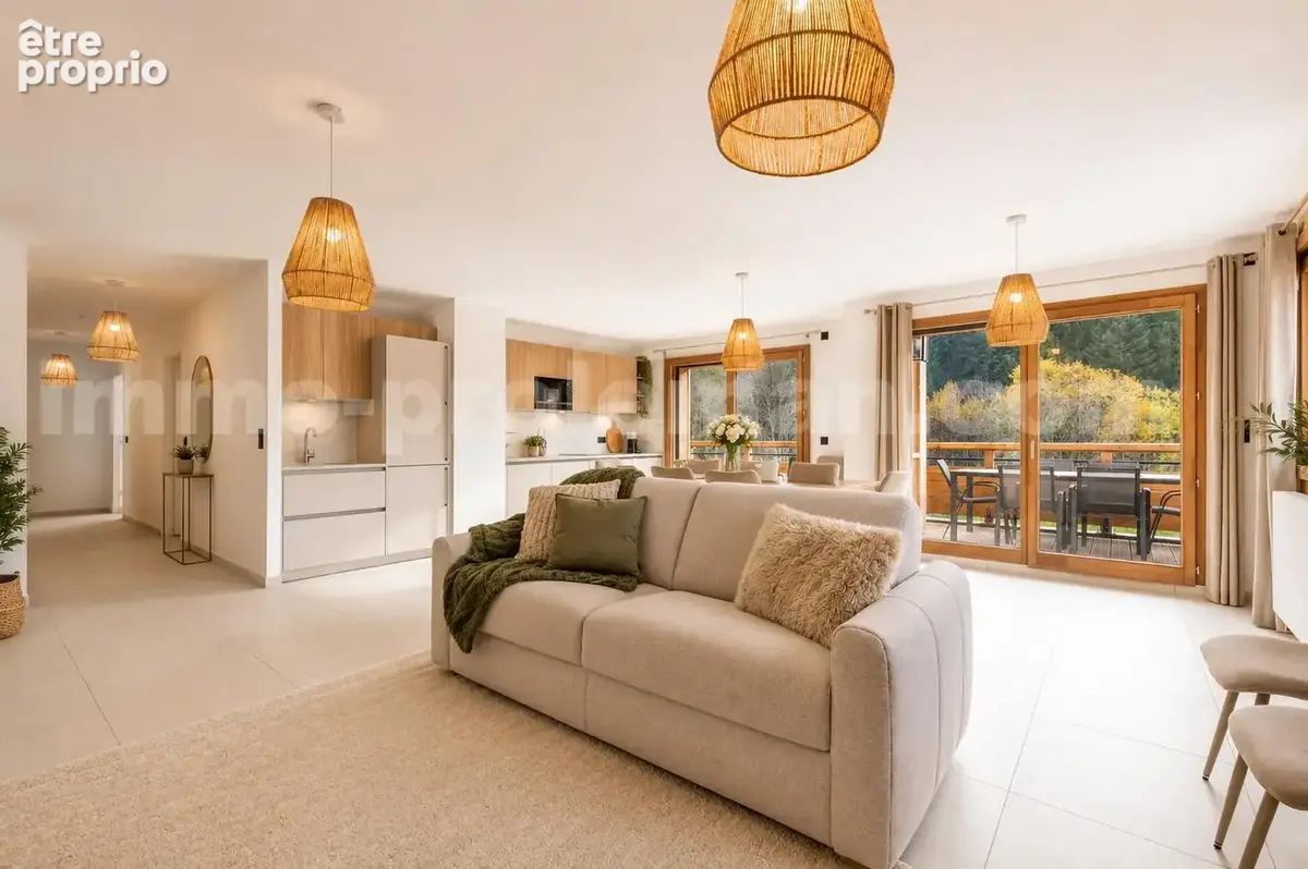 Appartement_T4_Les_Gets_station_ski_Suisse_direction_GENELVE_investissement_vente_séjour_salon_salle_a_manger_