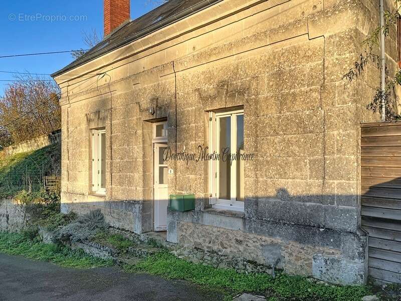 SAINT PATERNE RACAN (37) Nouveau prix ! Maison de 59m²- jardin- parking couvert - photo 5