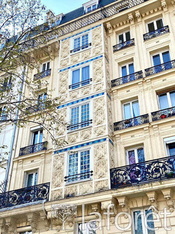 Appartement à PARIS-18E