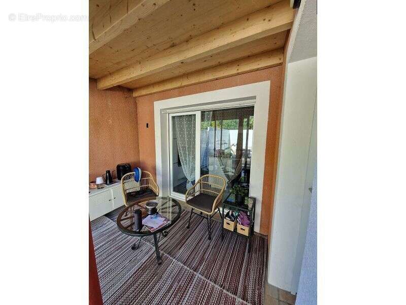 Maison 82 m² à Le Poet-Laval  - photo 2