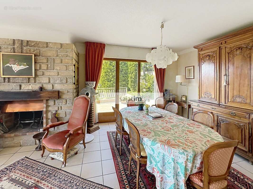 Maison à SIX-FOURS-LES-PLAGES