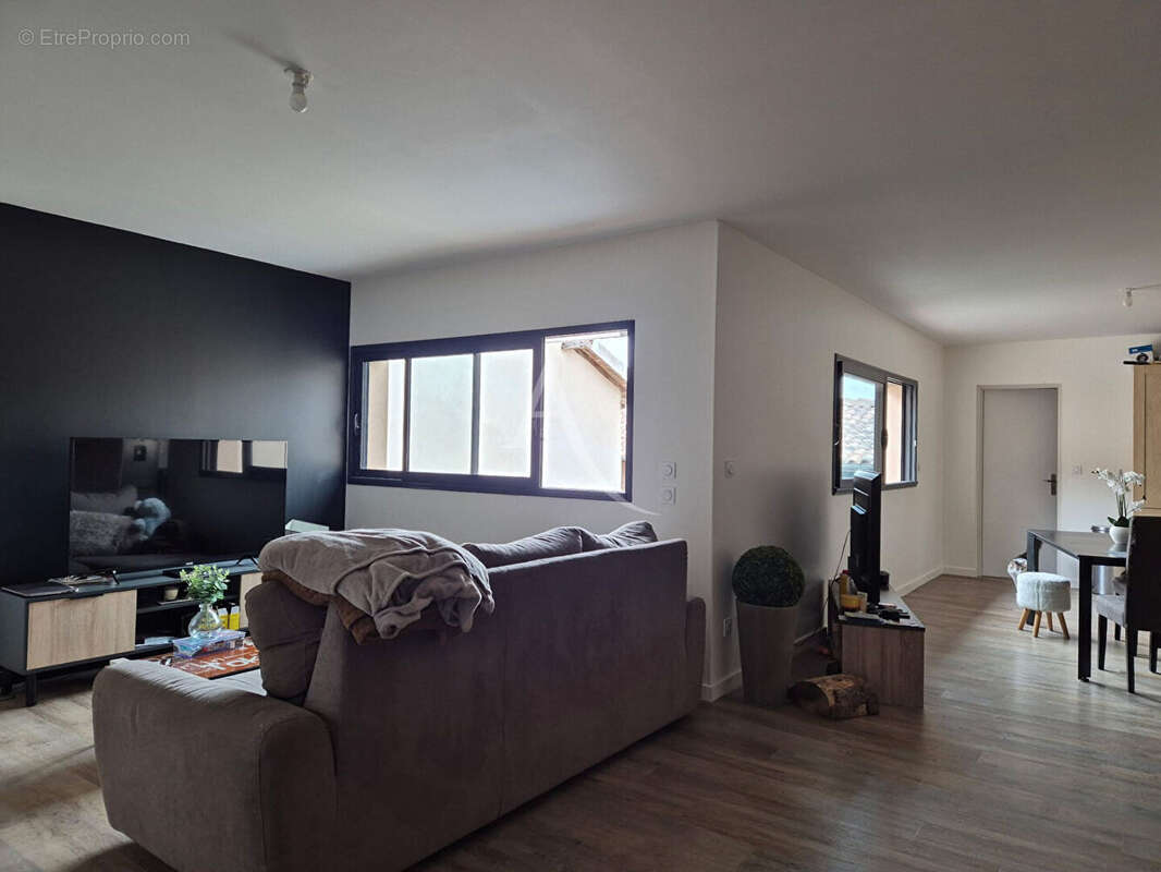 Appartement à LISLE-SUR-TARN