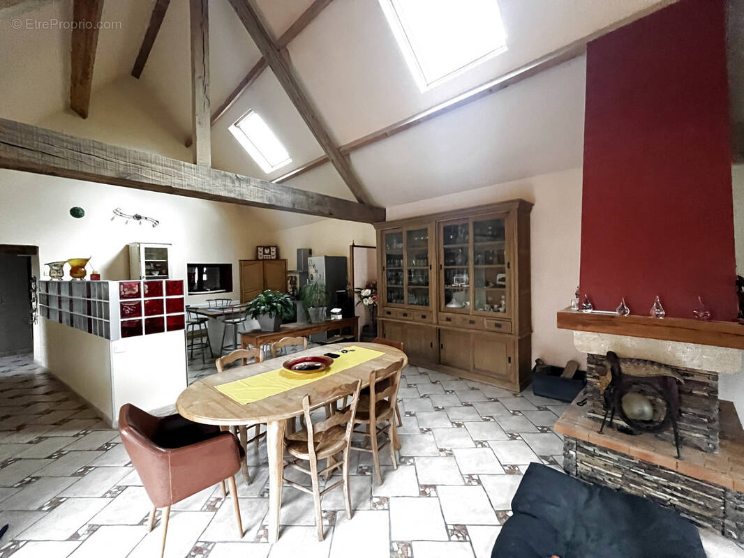 Maison à FLINES-LES-MORTAGNE