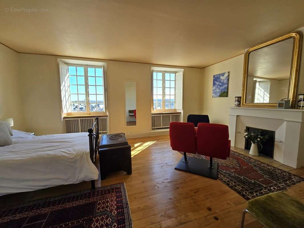 Appartement à CHINON