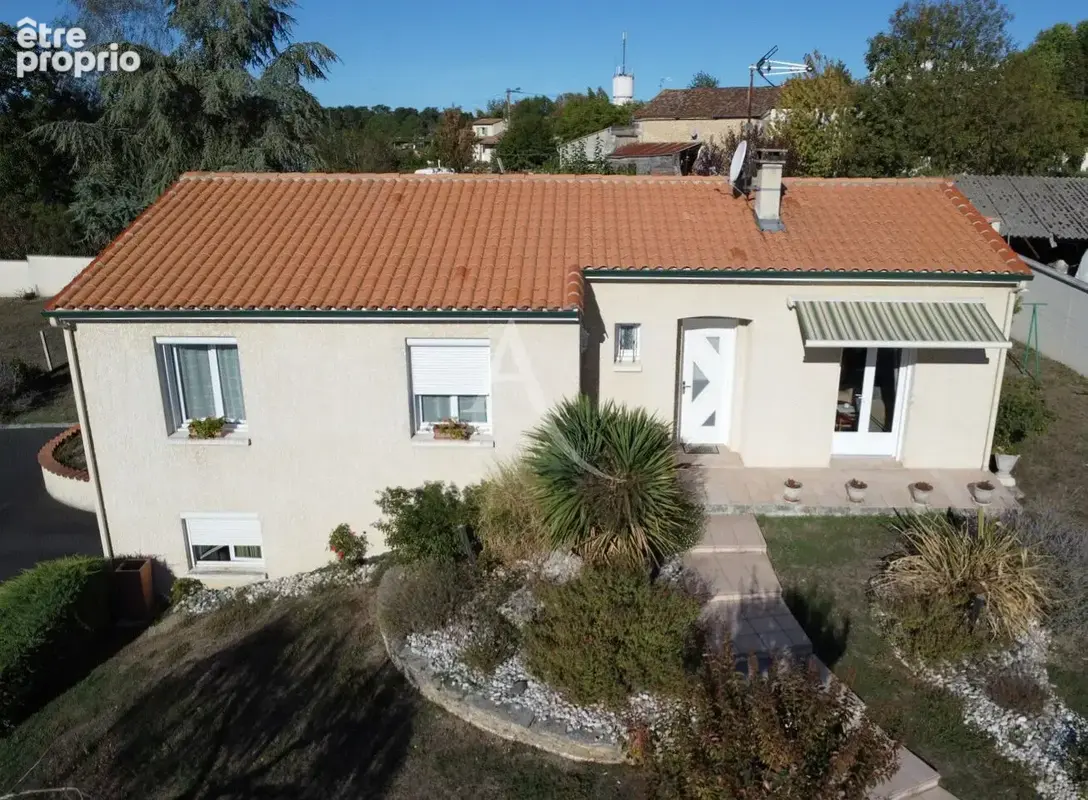Photo Maison à Archiac au prix de 195 000€
