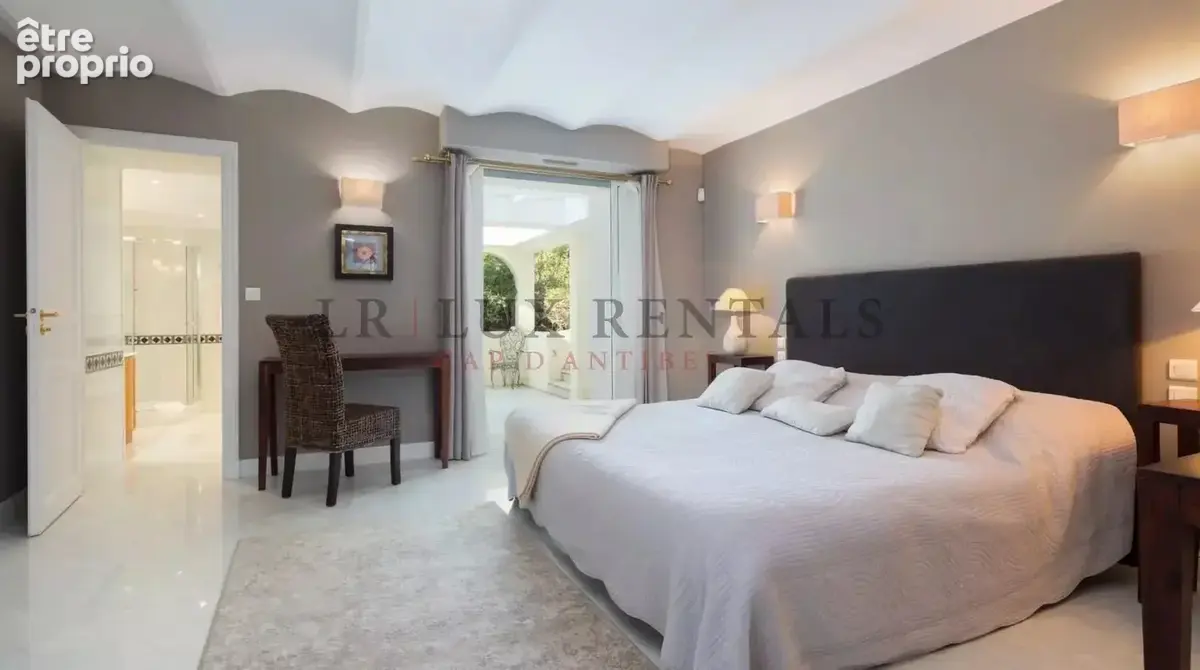 Villa d'exception en front de mer - photo 13