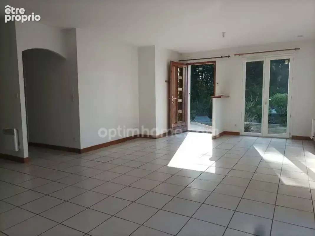 Maison conptemporaine de plain pied dans un cadre champëtre - calme et luminosité rare - photo 17