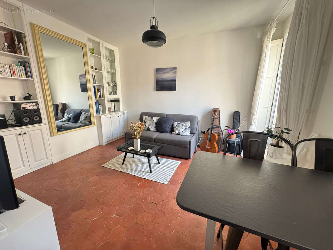 Appartement à PARIS-20E