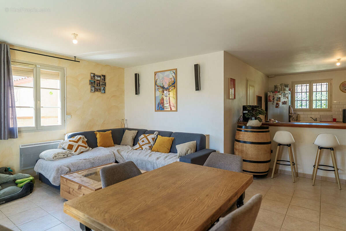 Maison à LEZIGNAN-CORBIERES