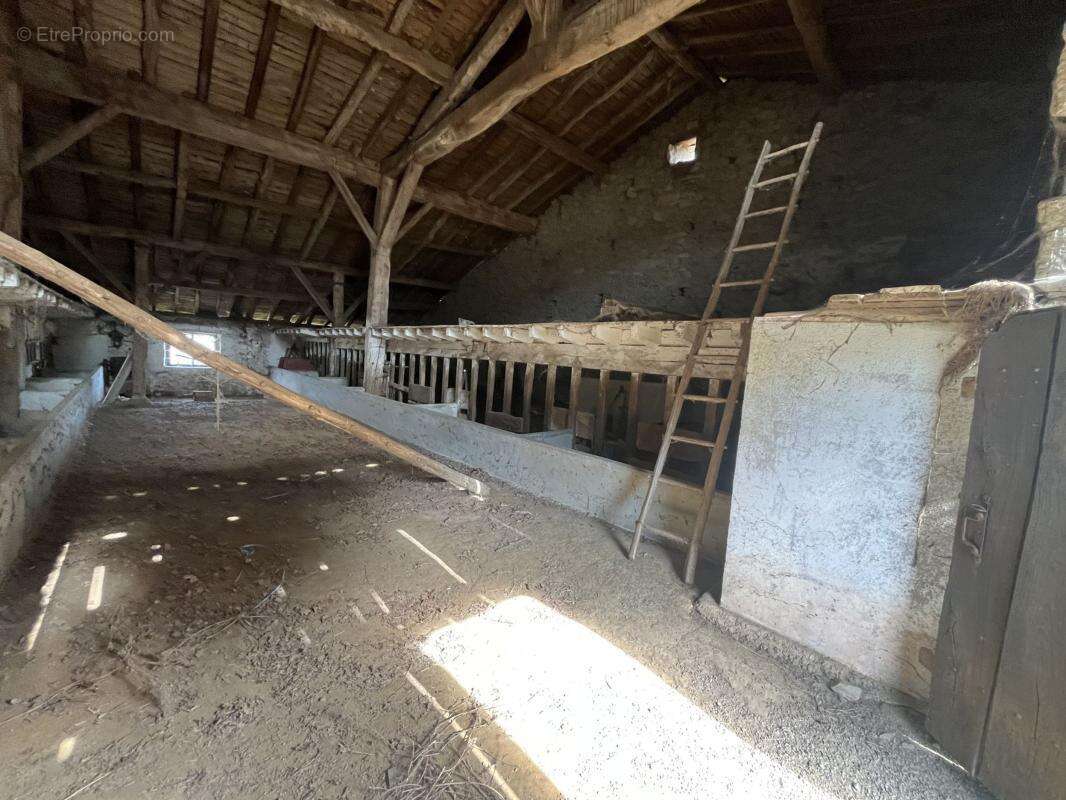 Maison à SAINT-AUVENT