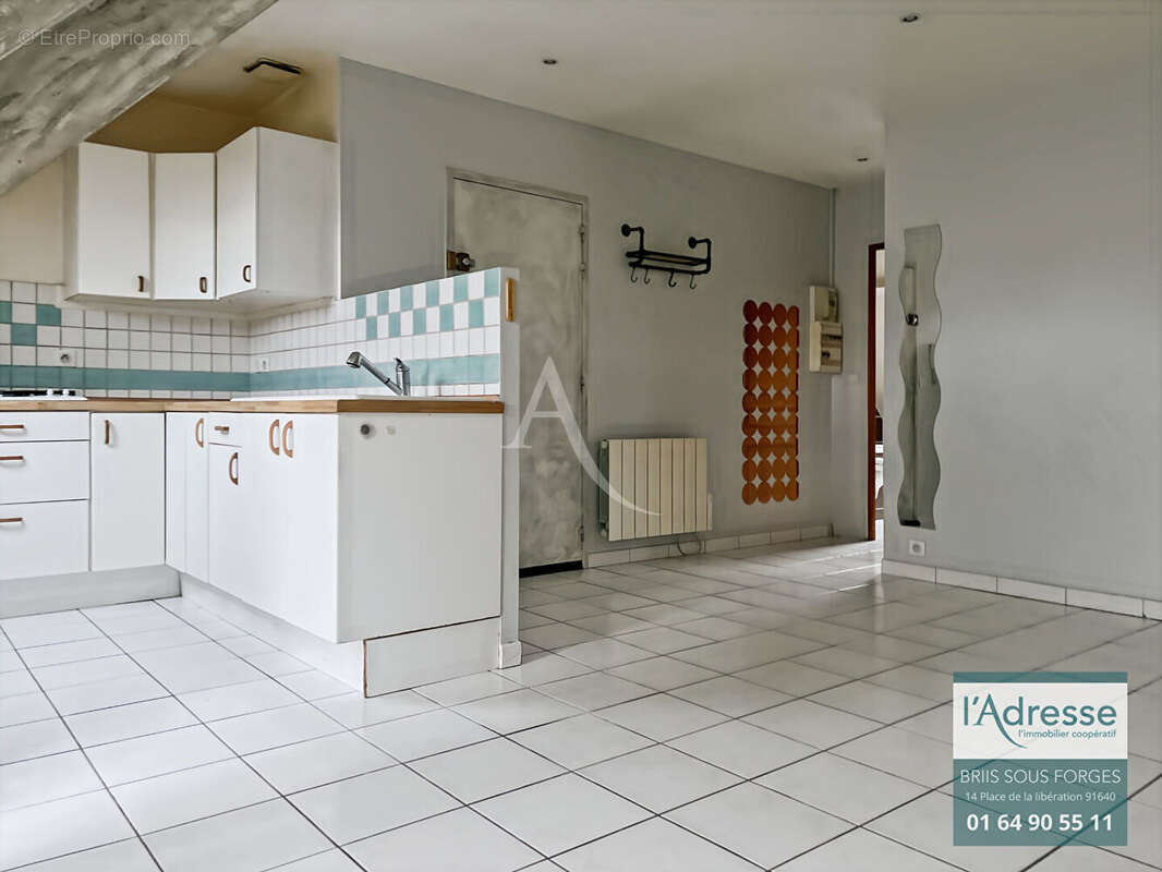 Appartement à VAUGRIGNEUSE