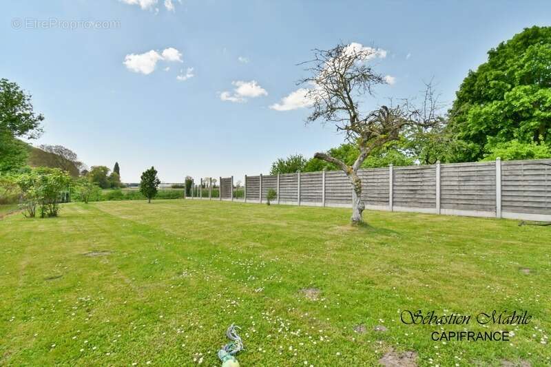 Maison à ROZ-SUR-COUESNON