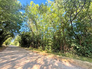 Terrain à ROCHES-PREMARIE-ANDILLE