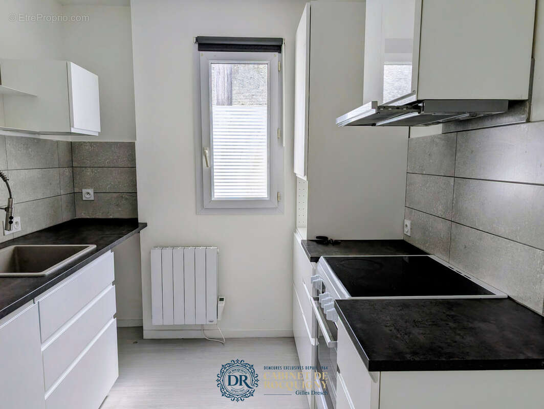 Appartement à SAINT-JEAN-DE-BRAYE