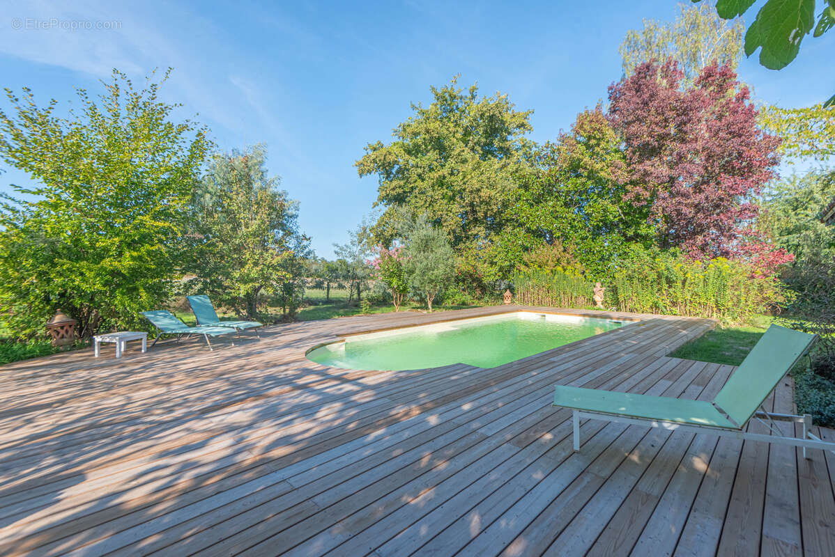 Maison à LIGNAN-DE-BORDEAUX