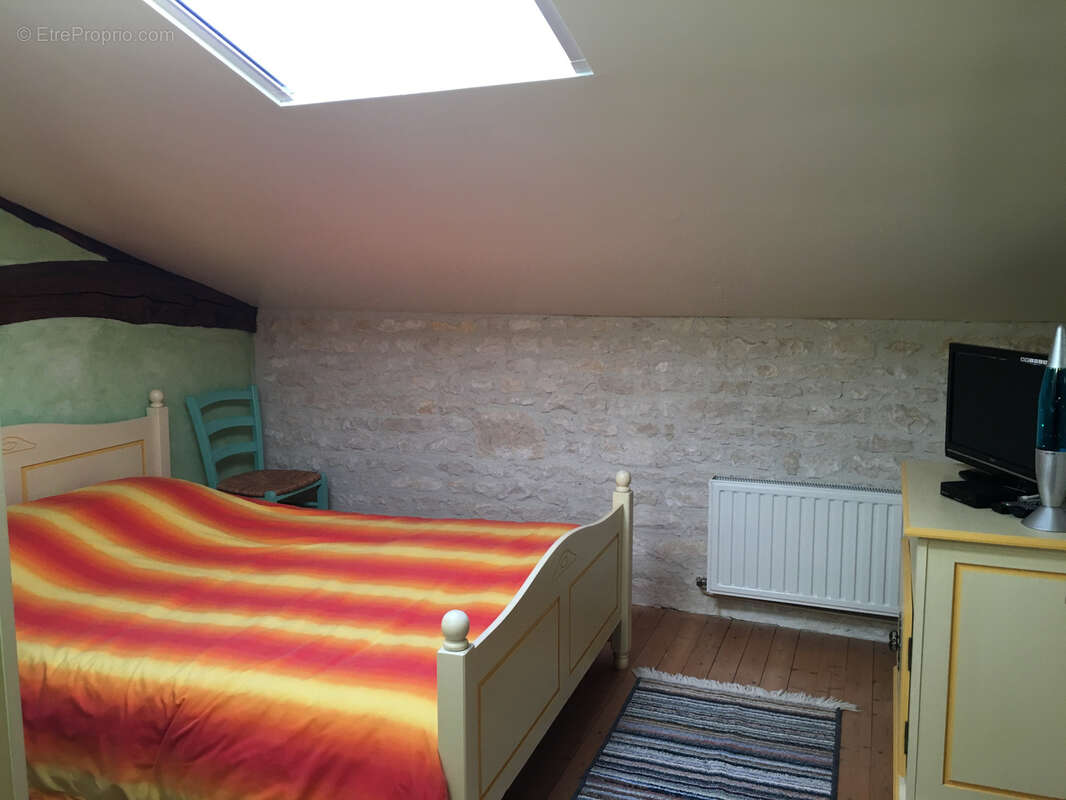 Maison à ROMAZIERES