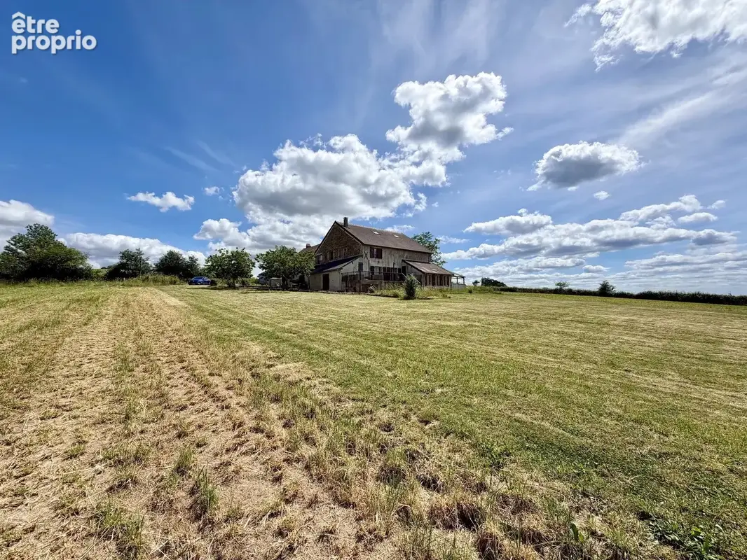 Grand ensemble, entièrement isolé avec 1,4 hectare à vendre près de Remilly - photo 59