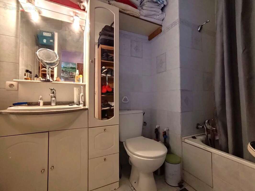 Studio 28 m²- parking - photo 8