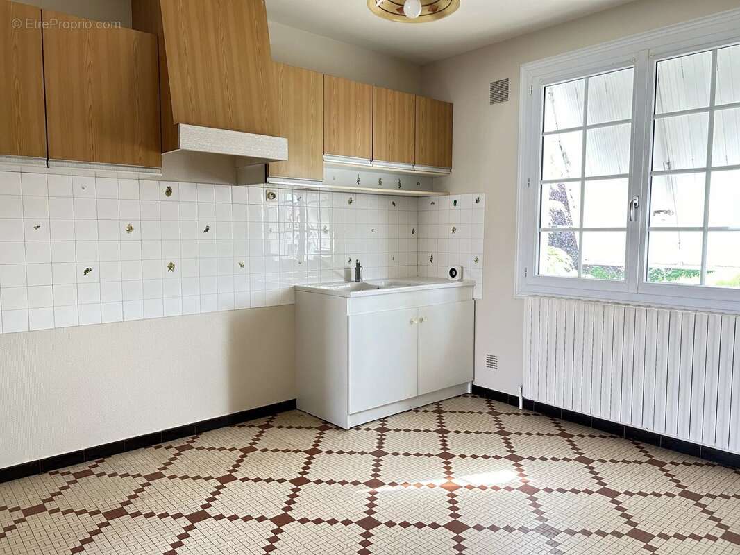 Maison à SAINT-AUBIN-LE-CLOUD