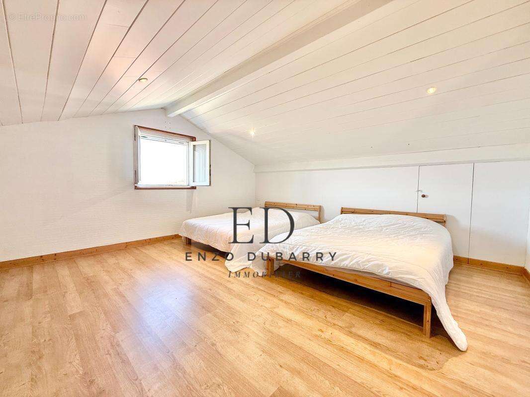 Maison à BASSUSSARRY