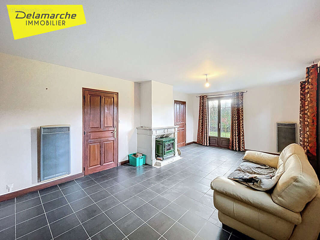 Maison à QUETTREVILLE-SUR-SIENNE