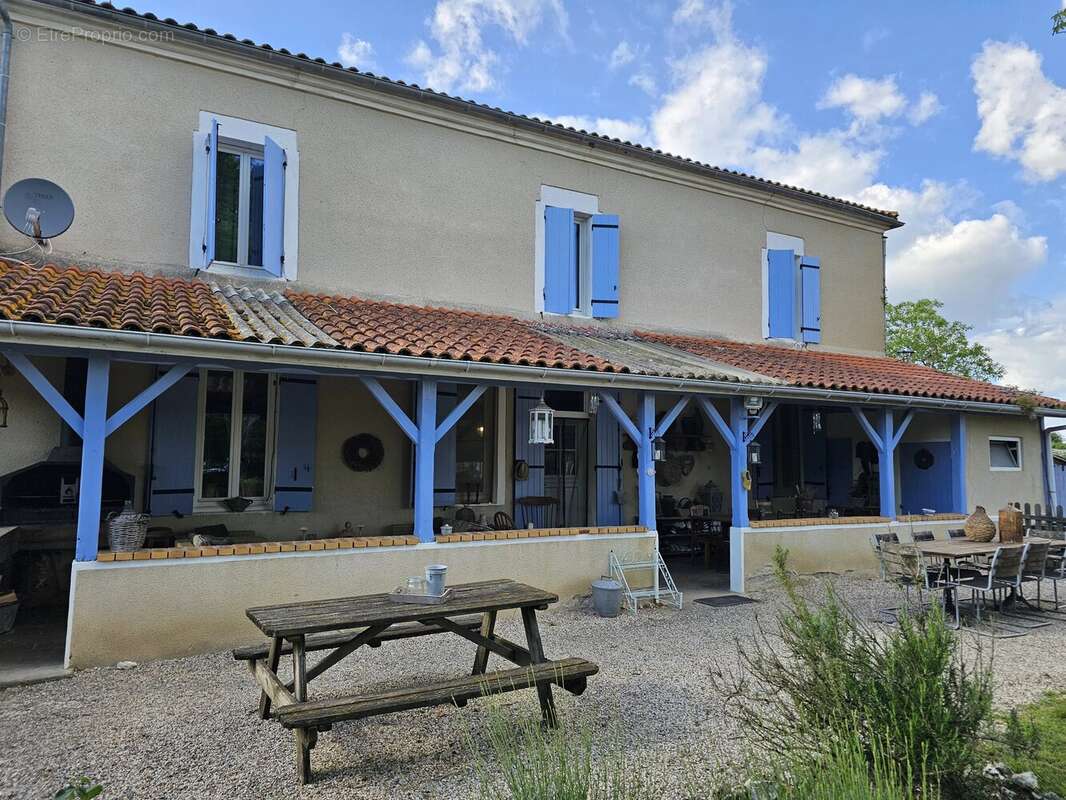 Complexe de glamping sur plus de 5 hectares avec étang - photo 11