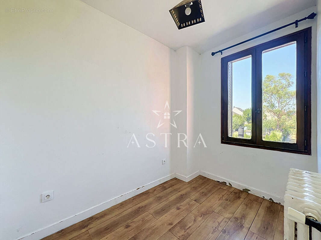 Maison 4 pièces - 83,78 m² à rénover - photo 5