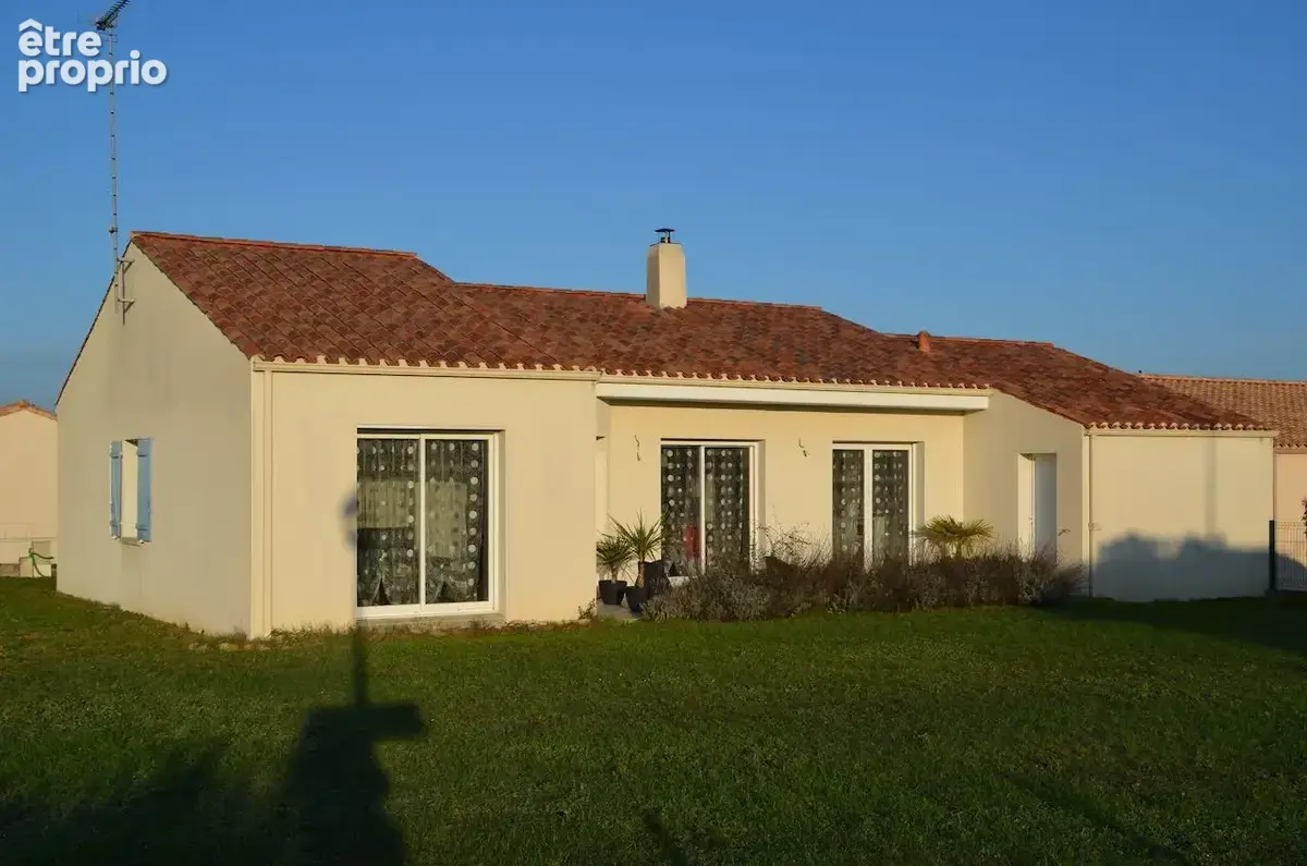 Photo Maison à Sainte-Hermine au prix de 199 900€