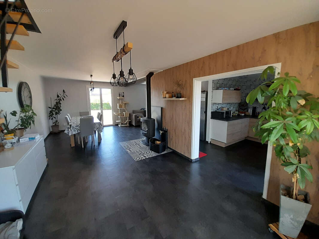 Maison à CHAMPTOCEAUX