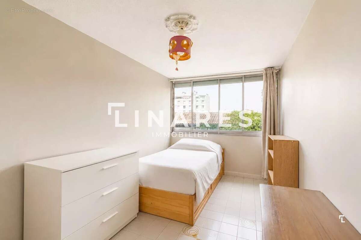 SALIDA - Appartement T3 de 72m2 - Terrasse - Cave - 13004 Cinq Avenues - photo 5