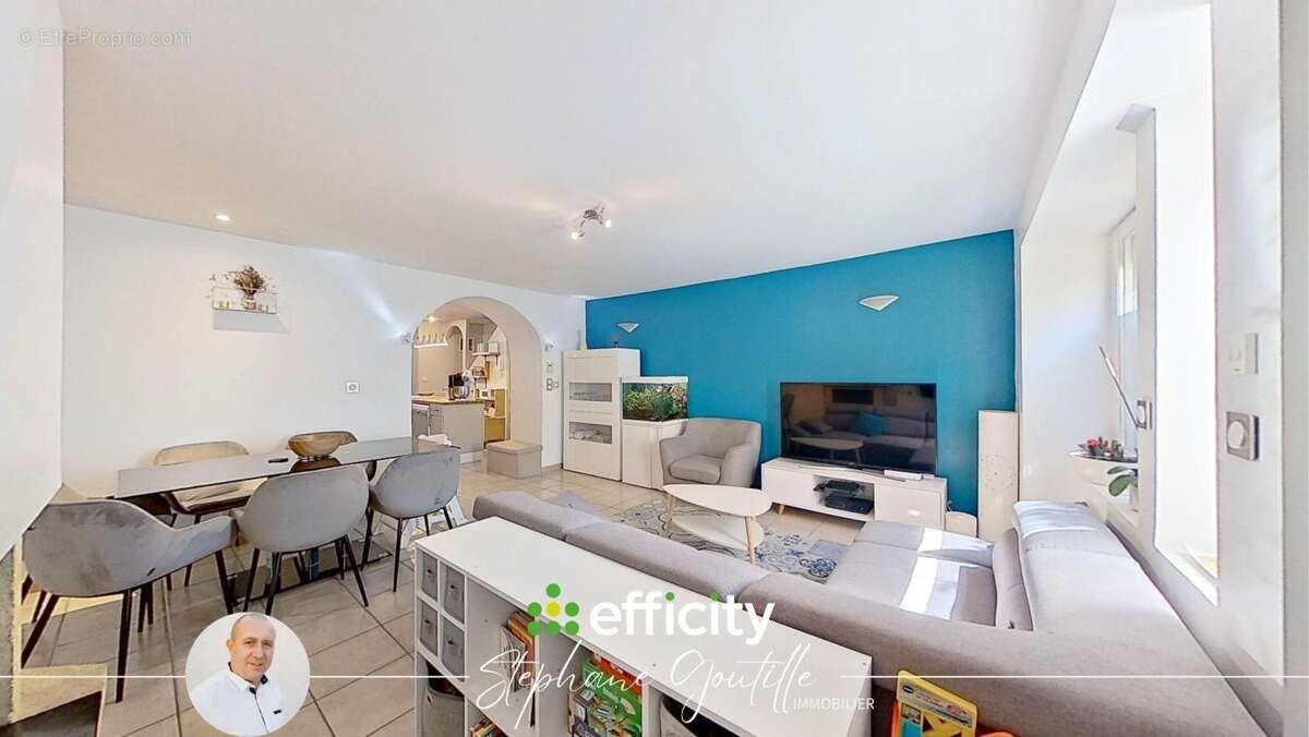 Maison 118 m² à Pontcharra-Sur-Turdine  - photo 3