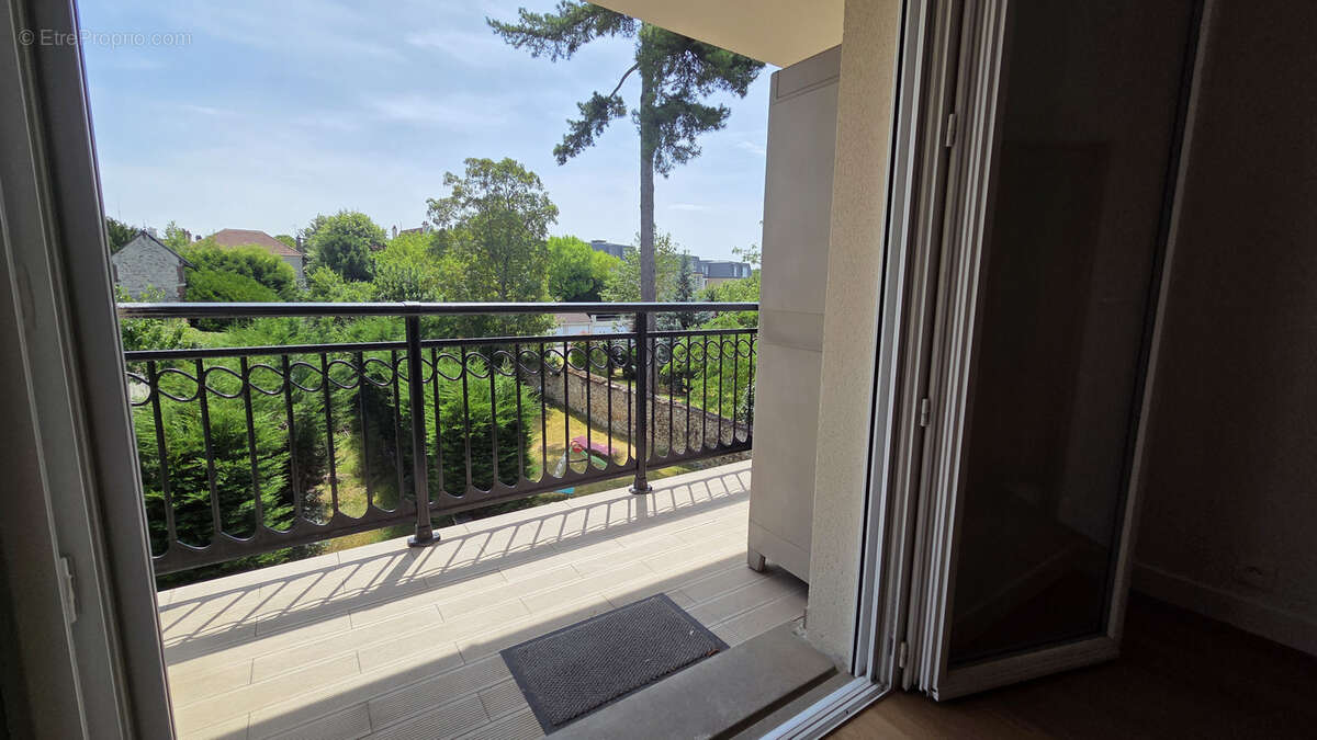 Appartement à BOISSY-SAINT-LEGER