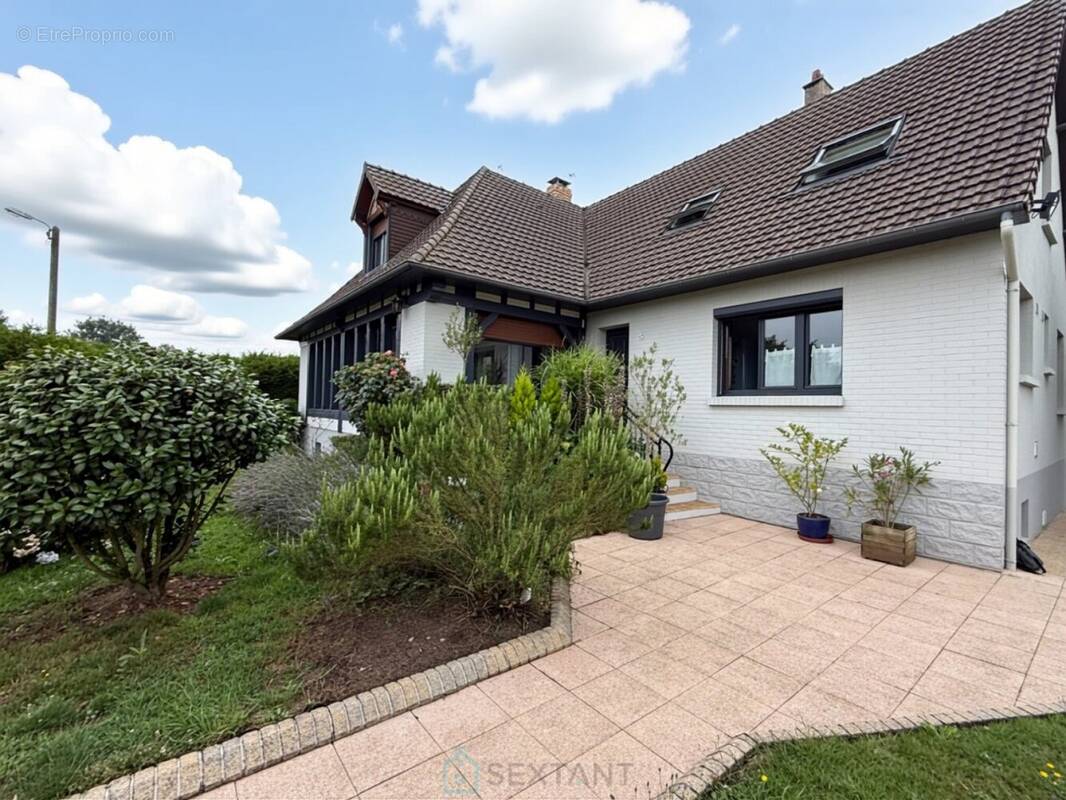 Maison à SAINTE-MARGUERITE-SUR-DUCLAIR