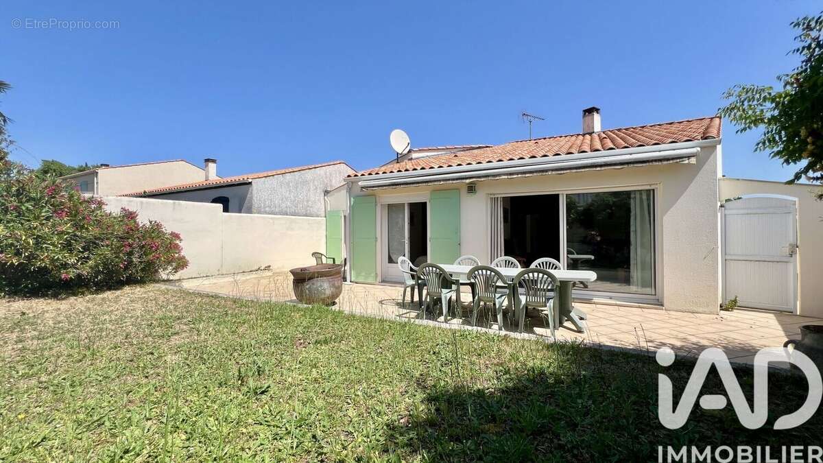 Photo 2 - Maison à LA ROCHELLE
