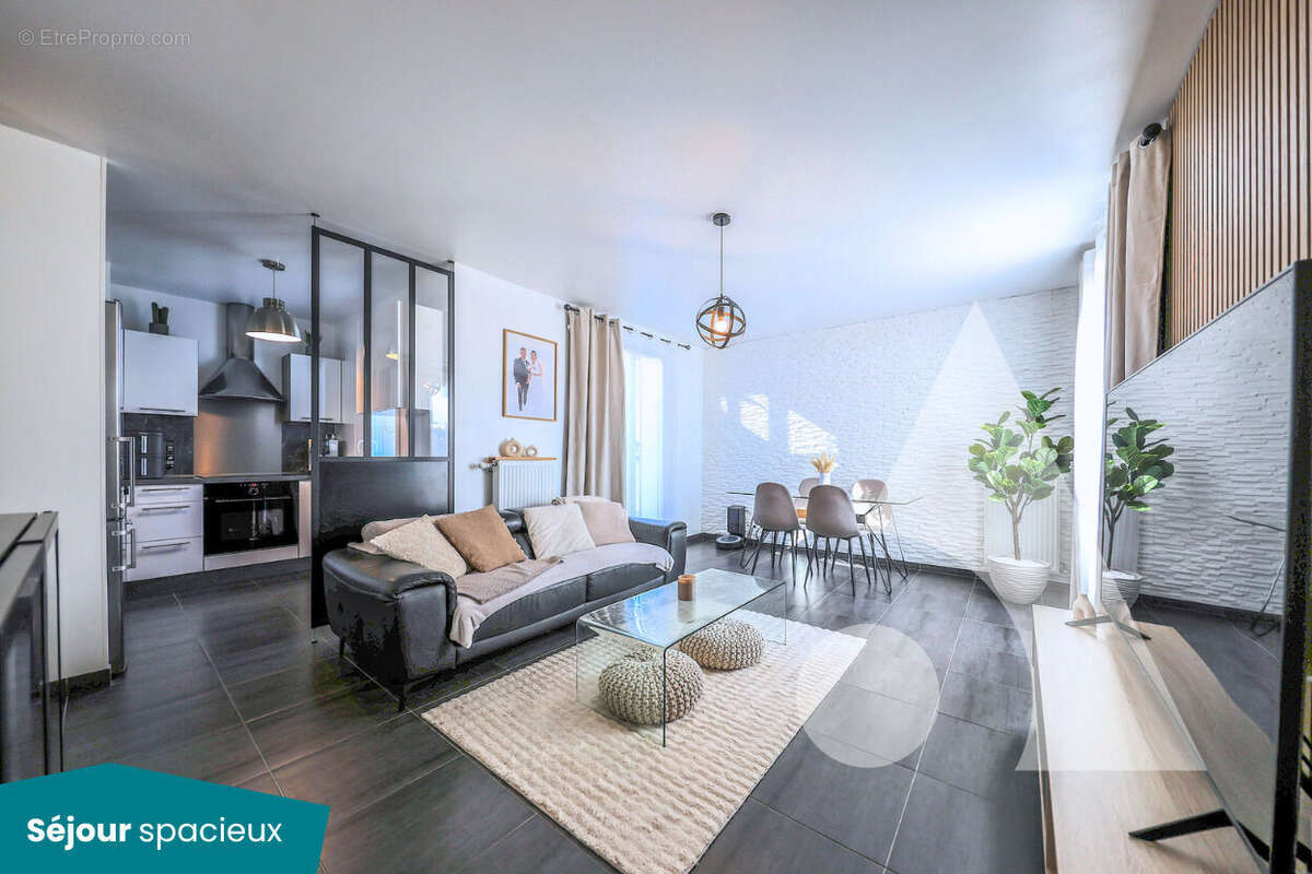 Appartement à CORBEIL-ESSONNES