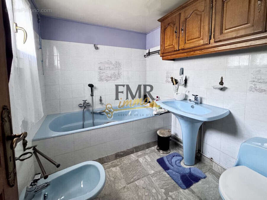 Maison à MEZIDON-CANON