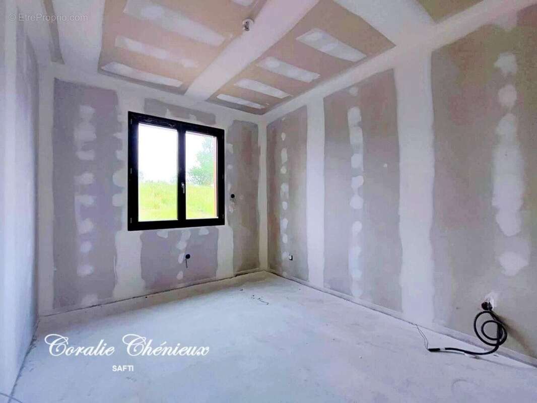 Photo 5 - Maison à SARROUX