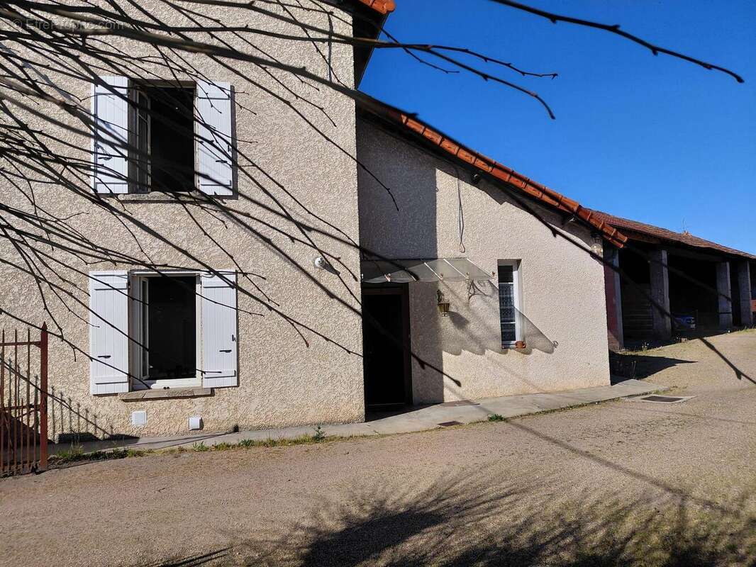 Photo 3 - Maison à POUILLY-SOUS-CHARLIEU