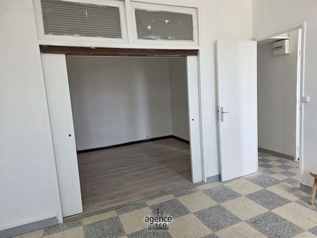 T2 vacant rénové Euromed 2 - photo 11