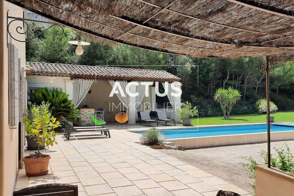 Maison à SALON-DE-PROVENCE