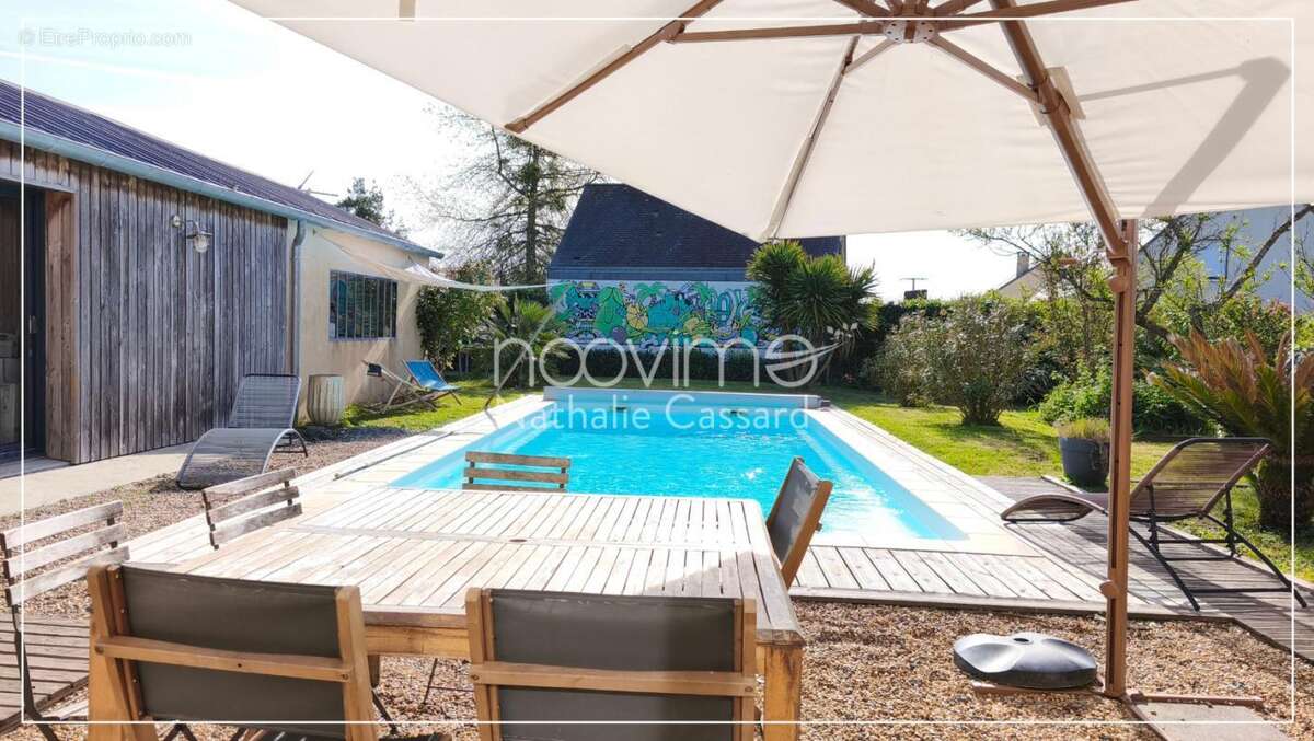 Maison en pierres de 250 m2 5 chambres sur 1850 m2 avec pisc - photo 13