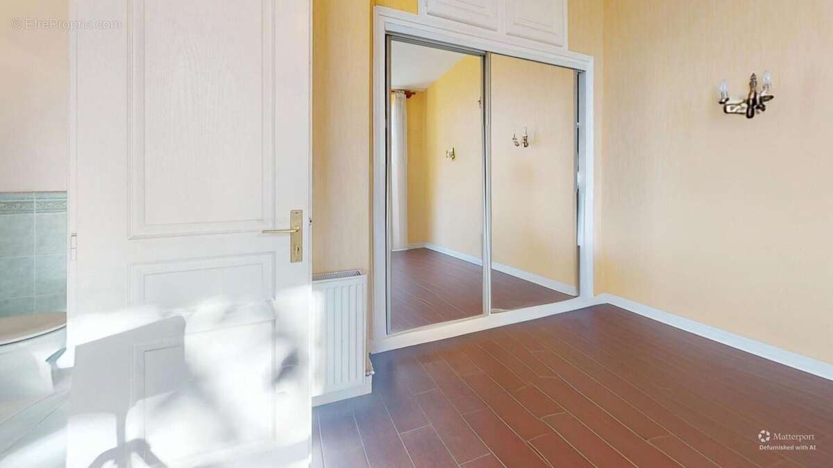 Photo 9 - Maison à FARGUES-SAINT-HILAIRE