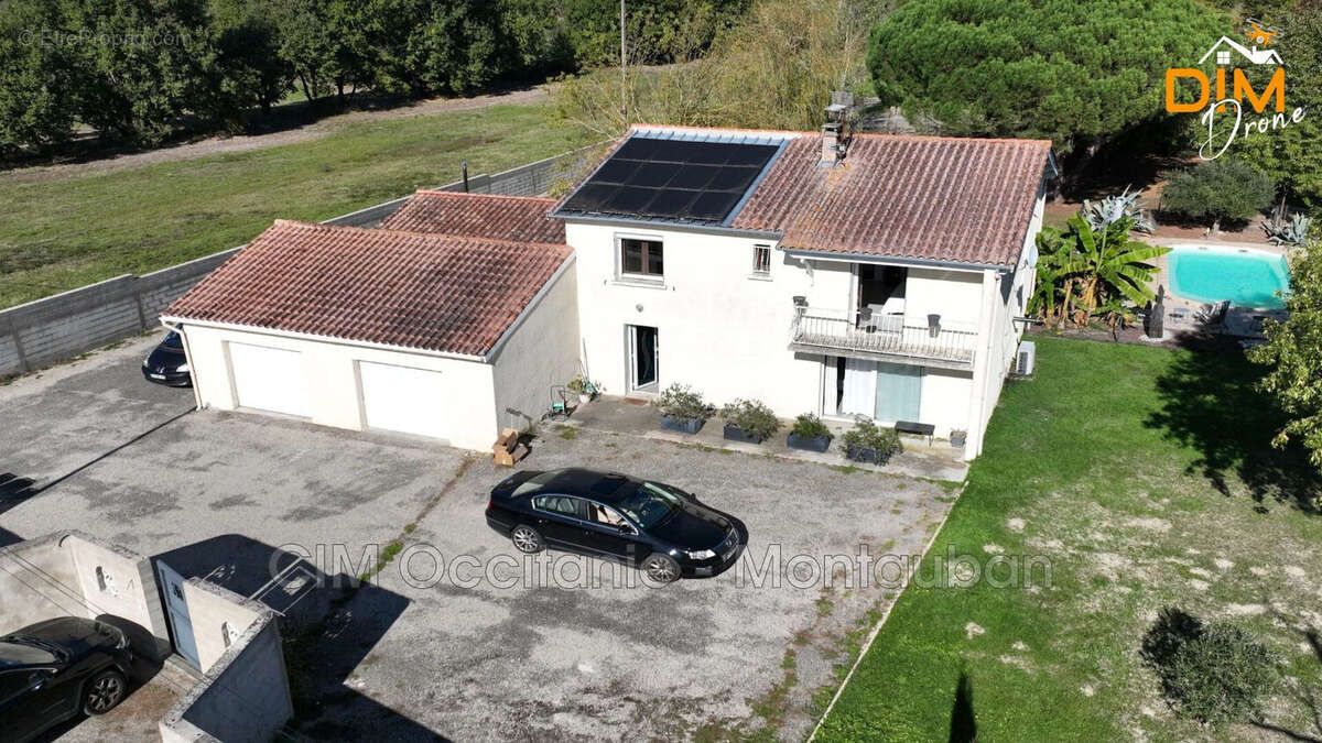 Maison à NEGREPELISSE